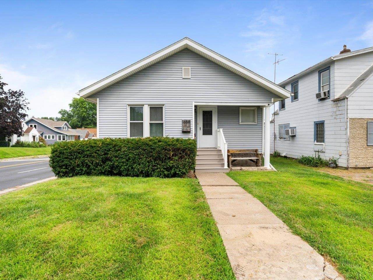 1658 Lombard Street - Photo 1