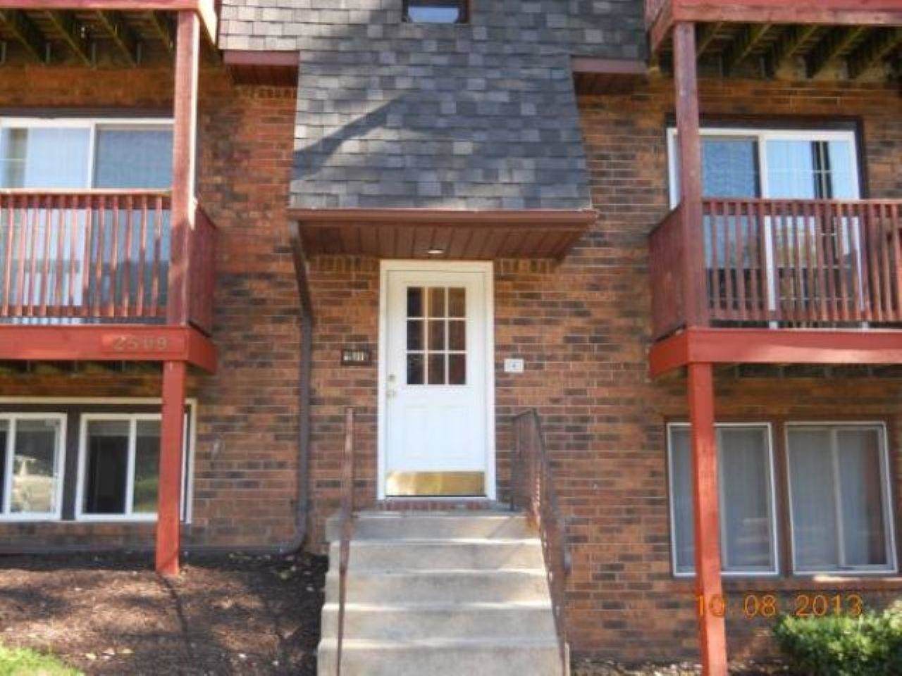 2501 50th Street - Photo 1