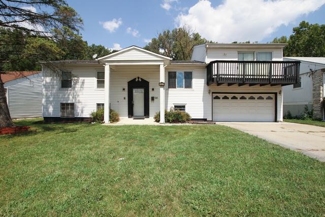 131 Maple Drive - Photo 1
