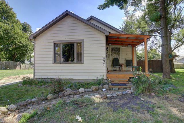 507 Bradley Avenue - Photo 1