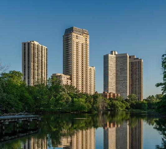 2550 Lakeview Avenue - Photo 1
