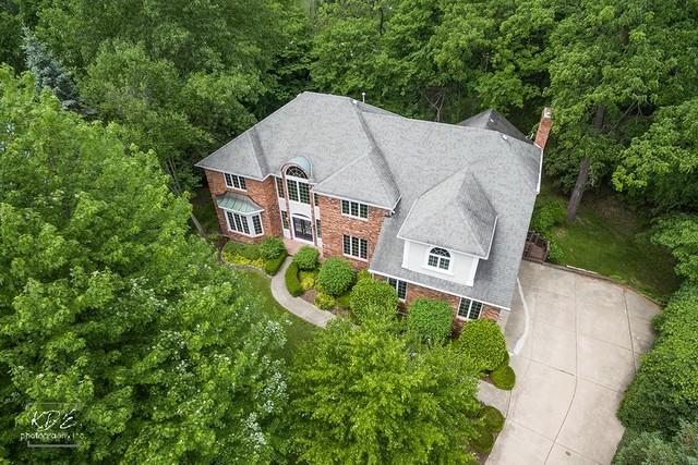 8S330 Whittington Court - Photo 1