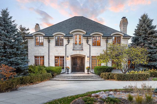 572 Hill Avenue - Photo 1