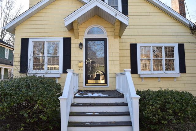 711 6th Street - Photo 1