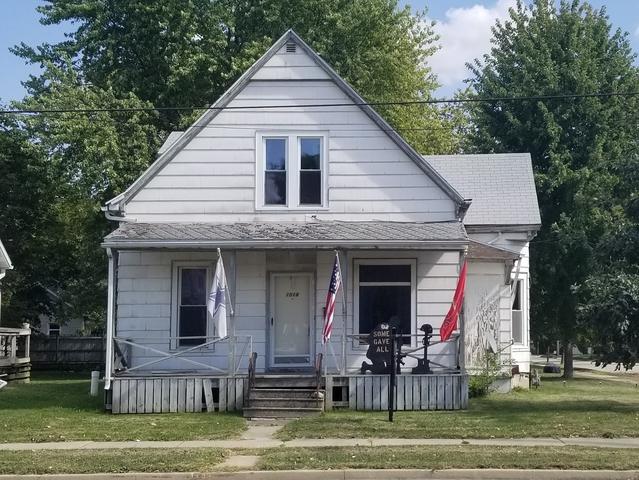 1018 Main - Photo 1