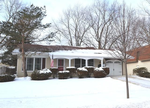 125 Oakwood Drive - Photo 1