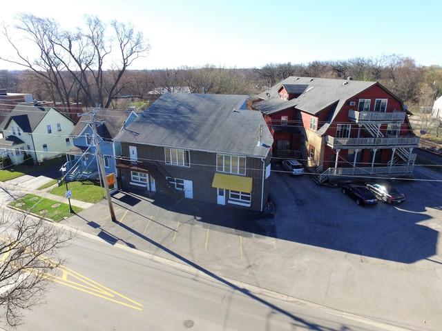 391 Center Street - Photo 1