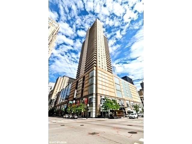 545 Dearborn Street - Photo 1