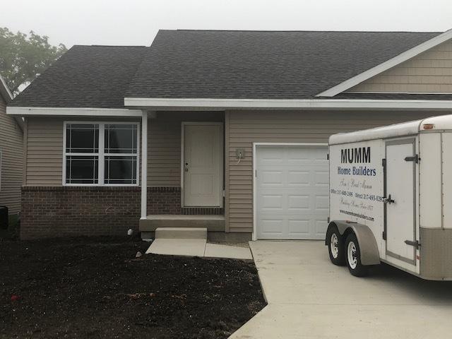 112 Sunset Court - Photo 1