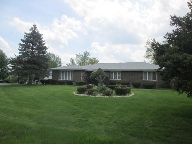 2925 Poplar Lane - Photo 1