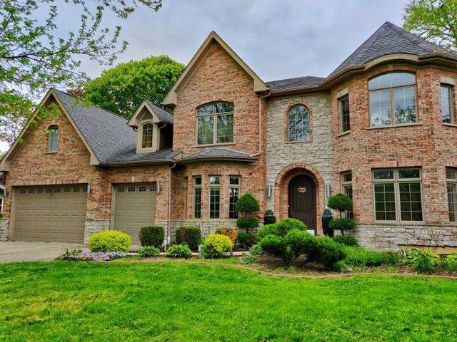 625 Bryant Avenue - Photo 1