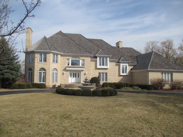 1090 Glencrest Drive - Photo 1