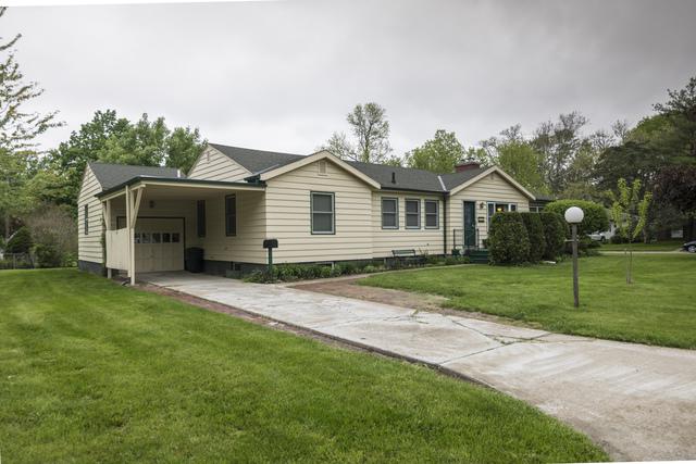 1108 Clark Street - Photo 1