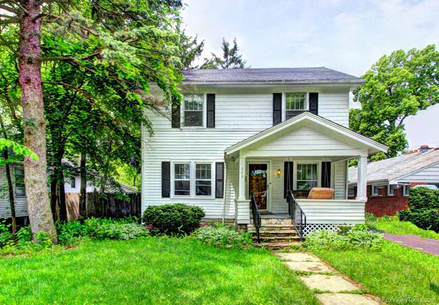 305 Fordham Avenue - Photo 1