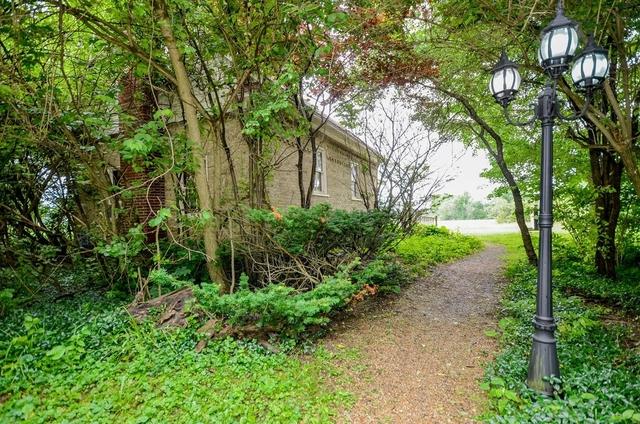 35W249 Country School Road - Photo 1