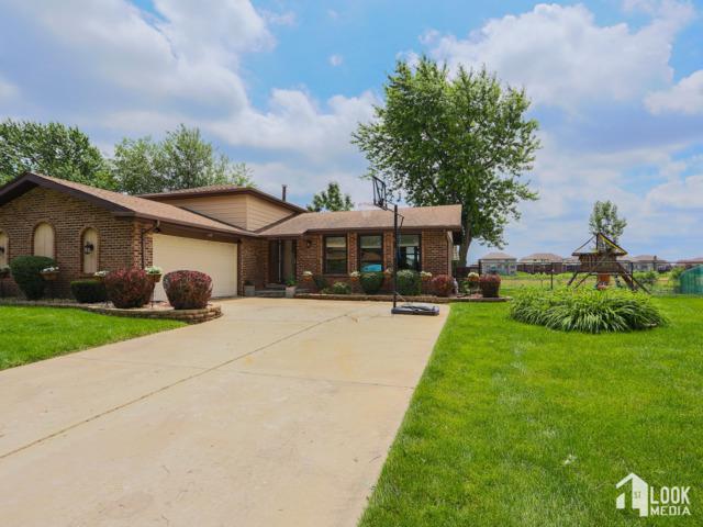 6040 Old Creek Lane - Photo 1
