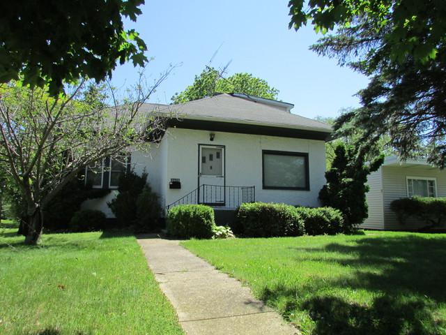 2405 Elizabeth Avenue - Photo 1