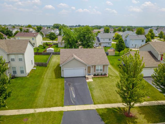 806 Martin Court - Photo 1