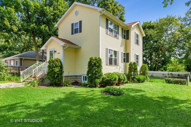 2820 Hickory Drive - Photo 1