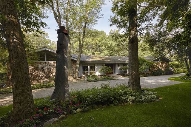 1576 Tara Lane - Photo 1
