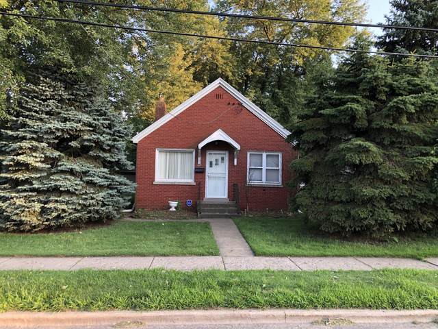 703 142 Street - Photo 1
