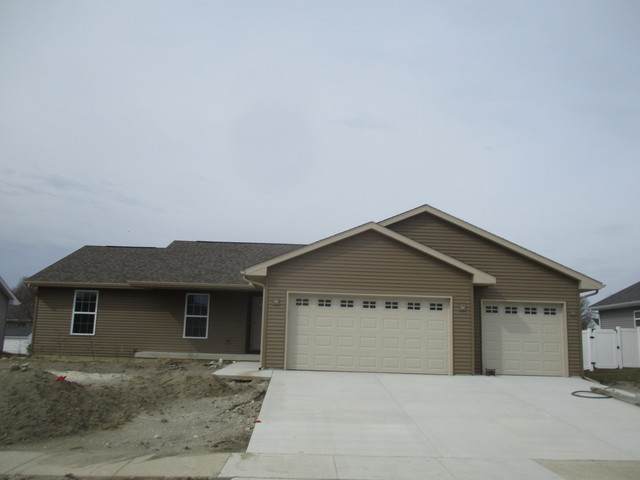 136 Wilshire Drive - Photo 1 136 Wilshire Drive - Photo 1