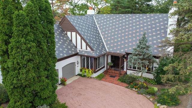 802 Burr Ridge Club Drive - Photo 1