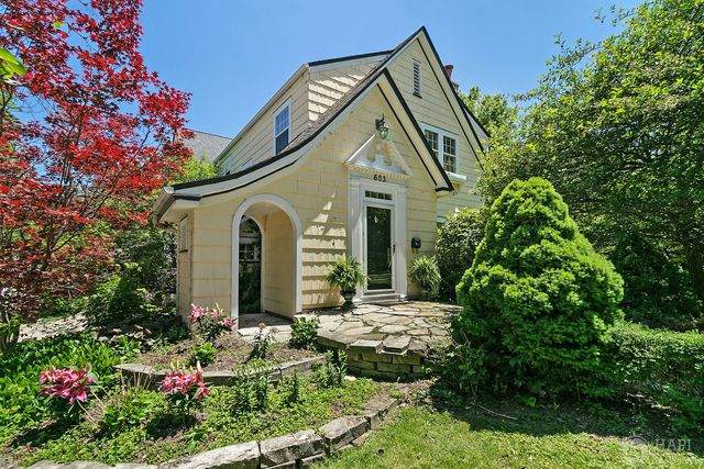 603 Summit Street - Photo 1