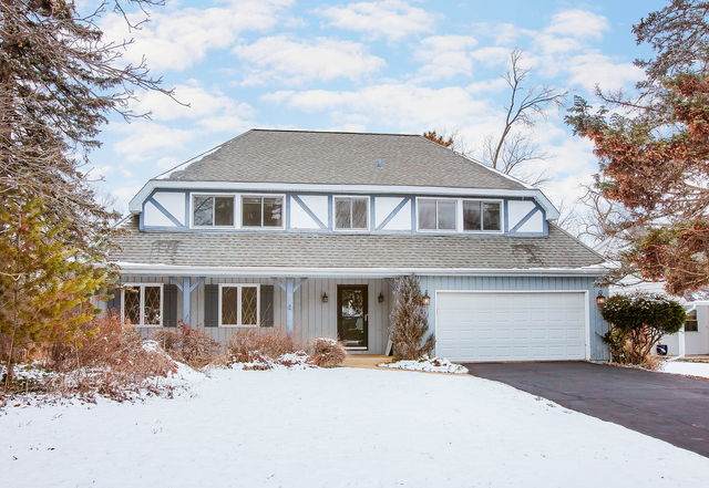22W216 Glen Valley Drive - Photo 1