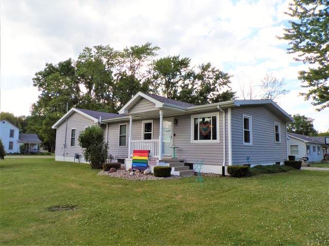 501 2nd Street - Photo 1