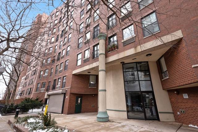711 Gordon Terrace - Photo 1