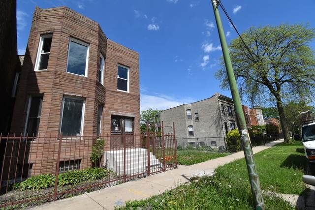 614 Albany Avenue - Photo 1