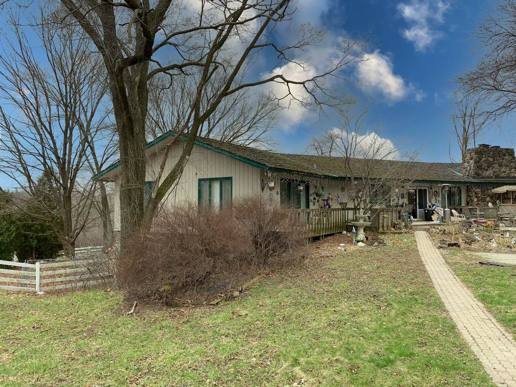 706 Burnett Road - Photo 1