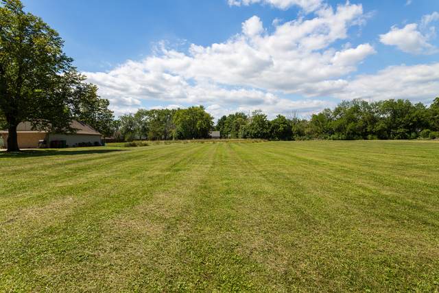 17630 Ridgeland Avenue - Photo 1