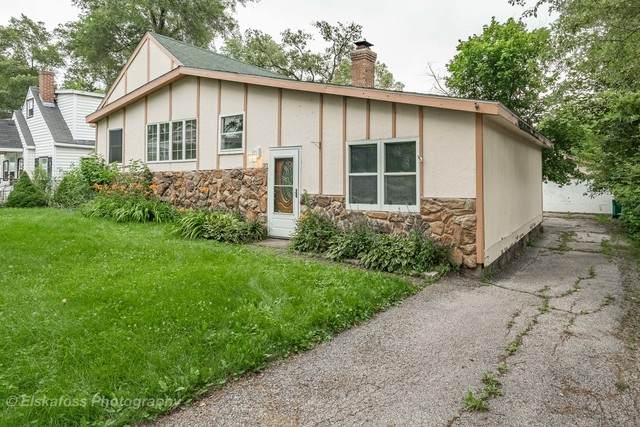 1315 Lotus Drive - Photo 1
