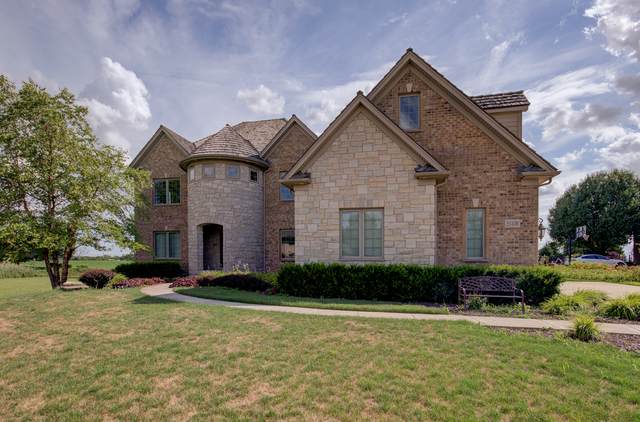 21436 Woodland Way - Photo 1