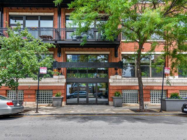 1040 Adams Street - Photo 1