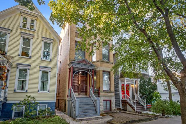 1141 Wolfram Street - Photo 1