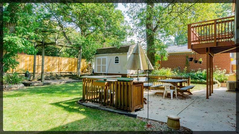 414 Ravine Avenue - Photo 1