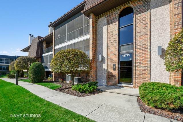 15713 Deerfield Court - Photo 1