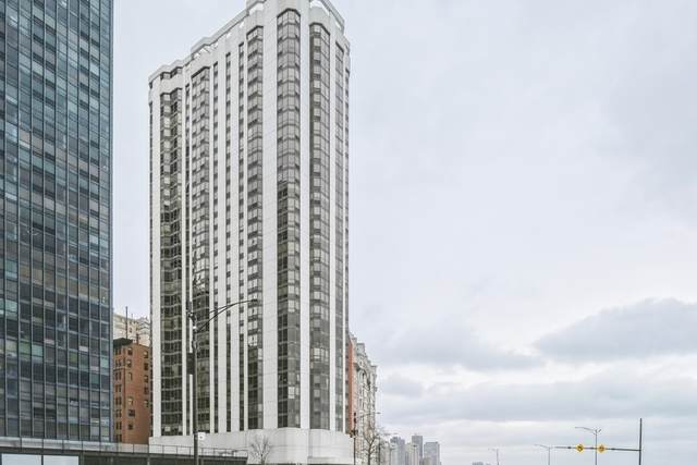 990 Lake Shore Drive - Photo 1