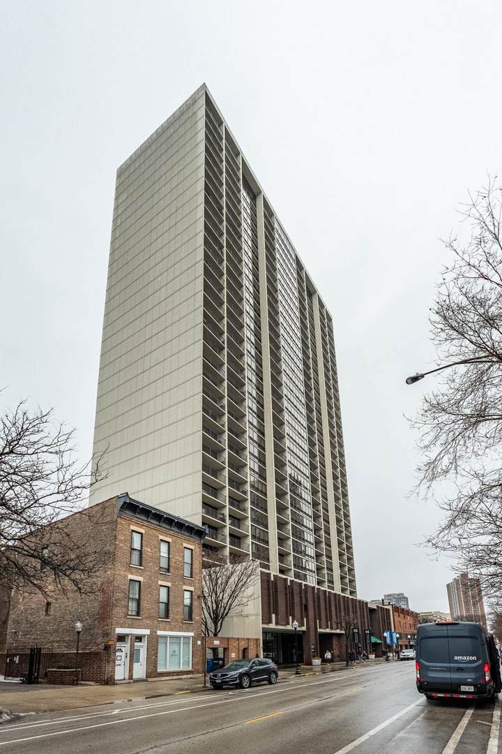 1636 Wells Street - Photo 1