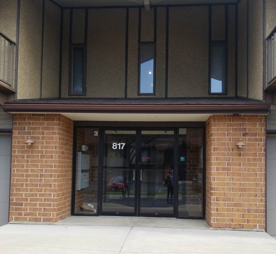 817 Oakton Street - Photo 1