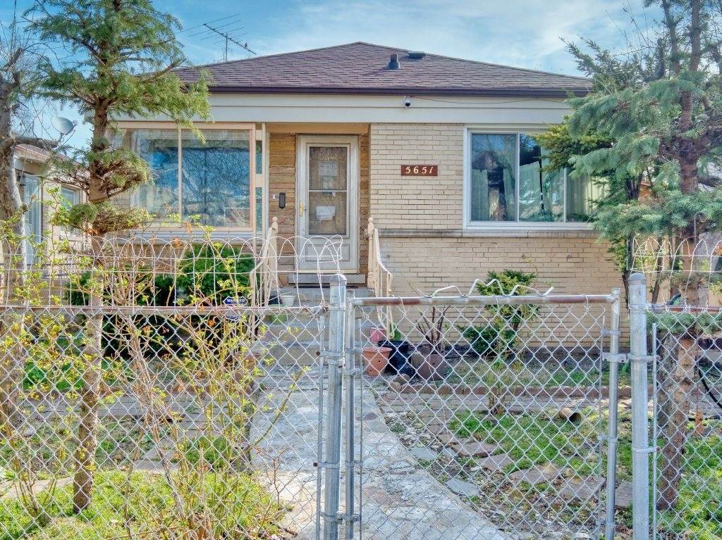 5651 Jersey Avenue - Photo 1