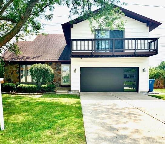 1435 Royal Drive - Photo 1