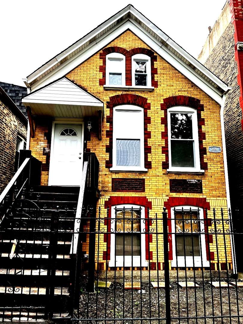 2641 Spaulding Avenue - Photo 1