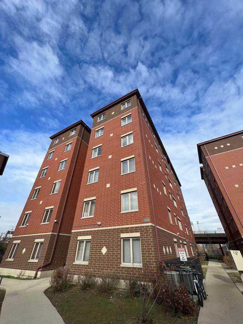 239 18th Street - Photo 1