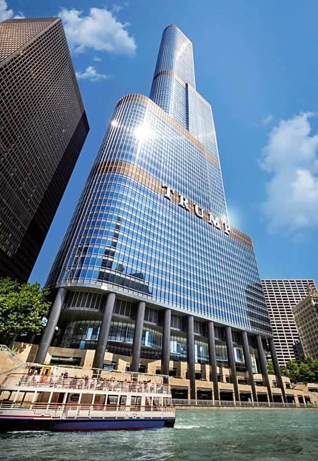 401 Wabash Avenue - Photo 1