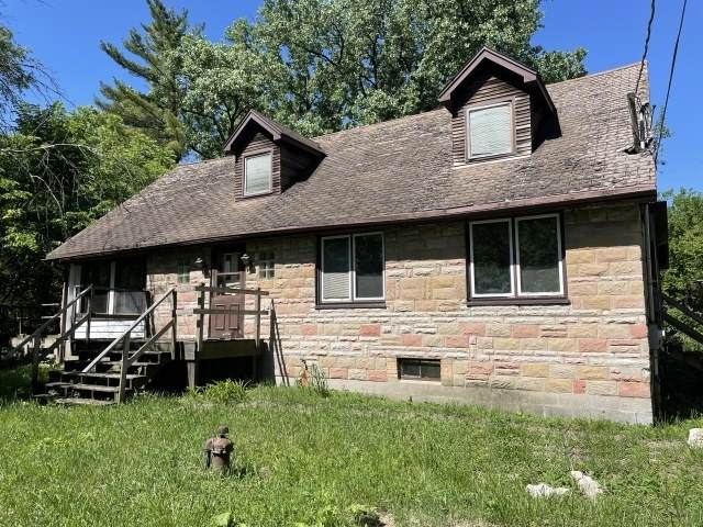 21240 Kildare Avenue - Photo 1