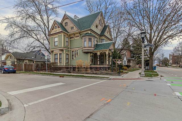 312 Green Street - Photo 1